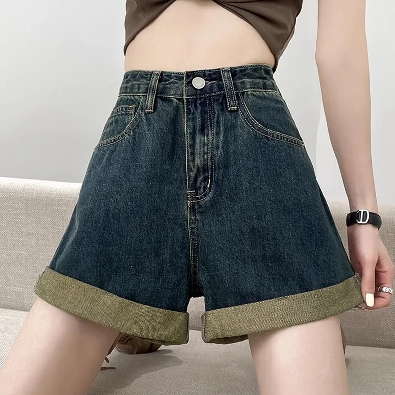 

Fashion Solid Color Spliced Pockets Vintage Denim Shorts Female Clothing 2025 Summer New Loose Zipper High Waist Casual Shorts