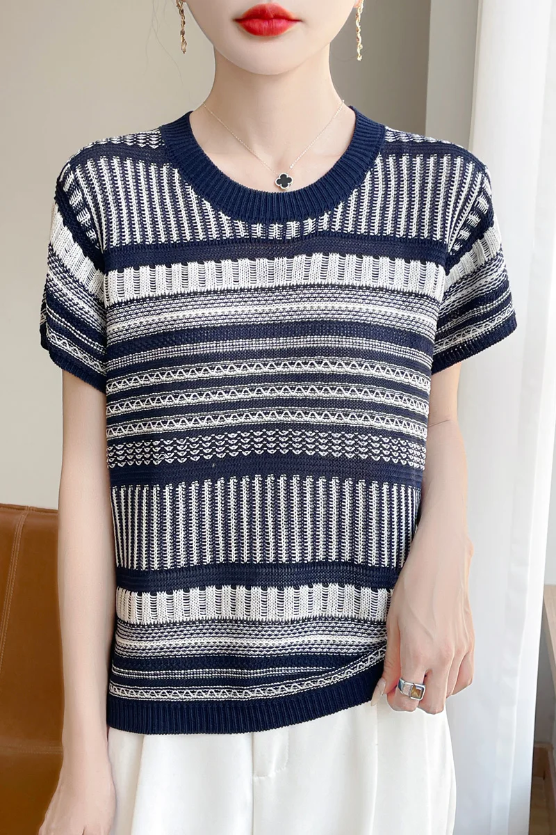Short-sleeved T-shirt female short cashmere sweater senior sense age-reducing light breathable top
