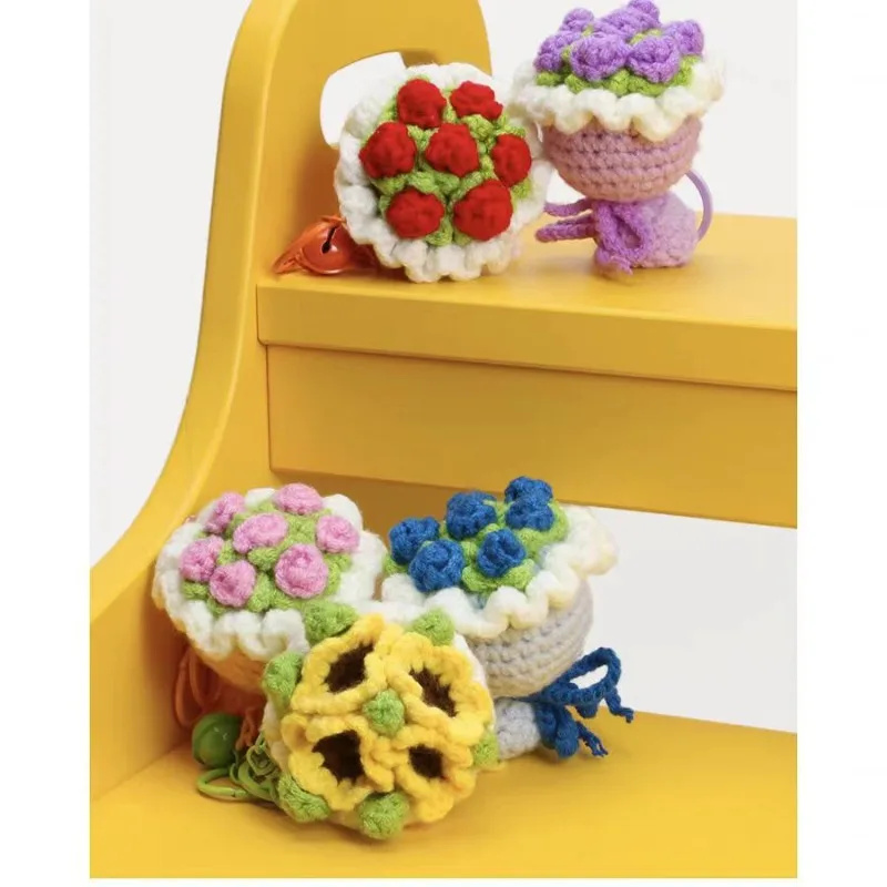 لطيف الكروشيه باقة المفاتيح البسيطة اليد محبوك زهرة المفاتيح حلقة حقيبة السيارة معلقة قلادة حلية عاشق هدية عيد الحب