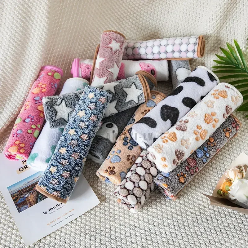 S-XL Dog Blanket Soft Fluffy Dog Sleeping Blanket Winter Insulation Cat Cover Blanket Comfortable Sleeping Sheets Pet Supplies