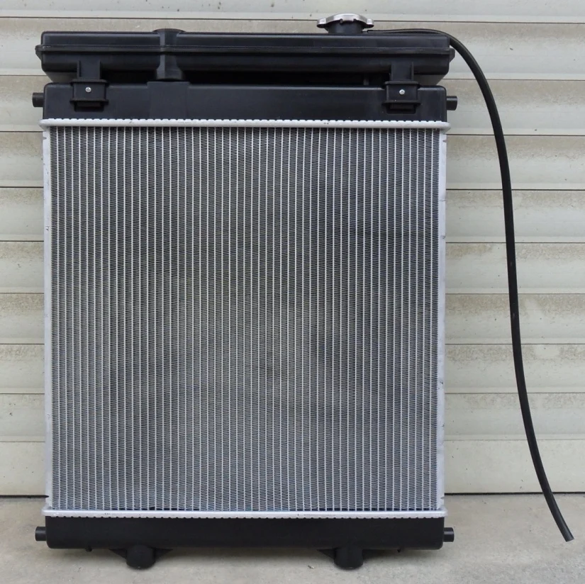 2485B280 100 Series Radiator T418734 T426326 T429073 T421435 U45976920 T413728 T415790 T414580 OE45751 U75316170