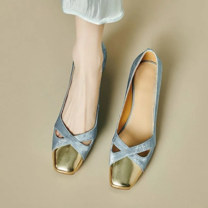 2026 Frühling/Herbst Ausgeschnittene Damen-Flachschuhe - Patchwork Blockabsatz Flache Vintage-Schuhe, Elegante Pendler-Modeschuhe