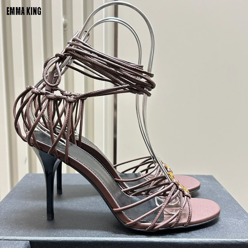 

2024 New Arrival Summer Fashion Sexy Cross Strap Stiletto Sandals Elegant Banquet Party High Heels Wedding Bridesmaid Shoes