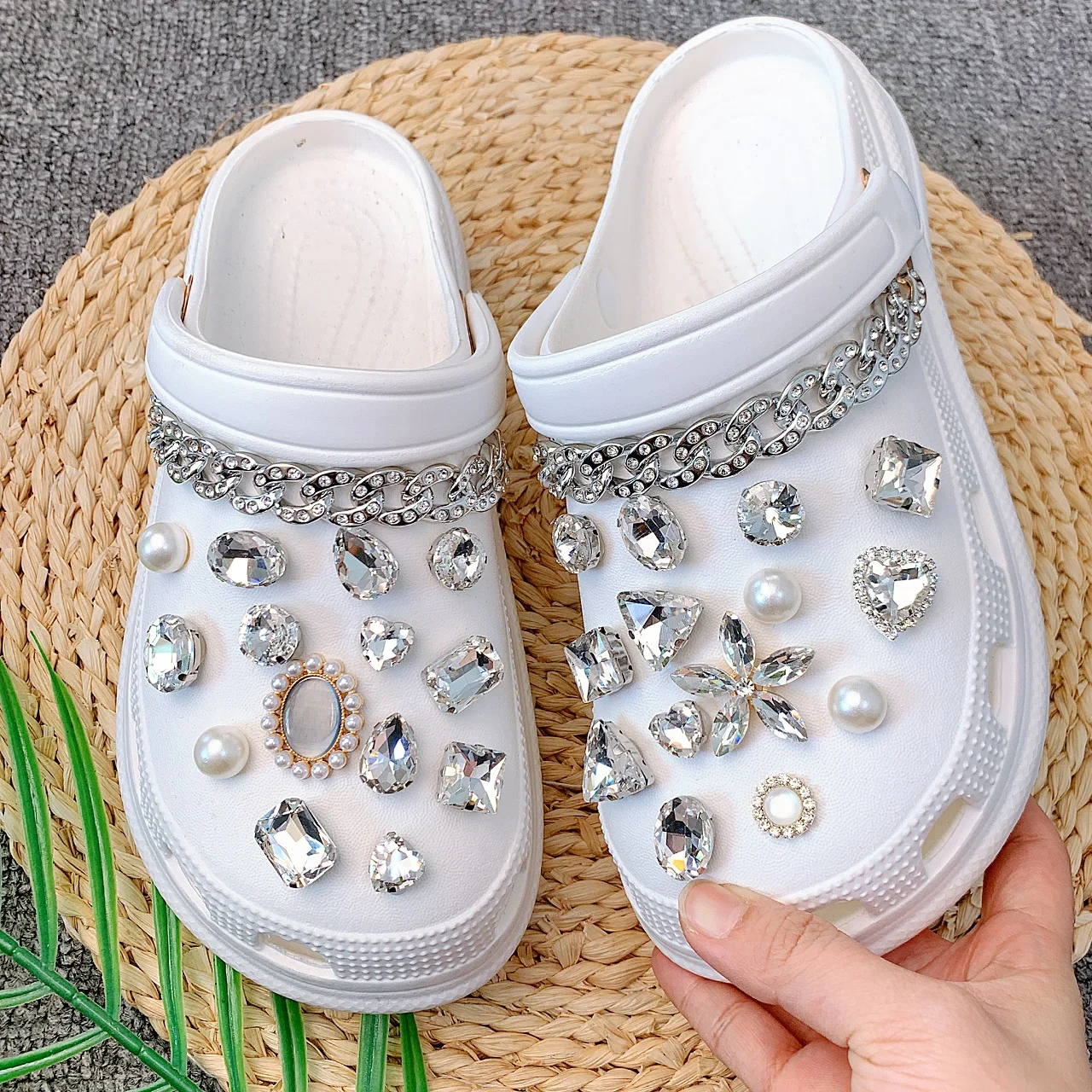 

Новые аксессуары для обуви, 28/30/30 шт., набор прозрачных пятилистных цветов и бриллиантов и другие изысканные декоративные аксессуары для обуви, ювелирные изделия можно использовать в подарок