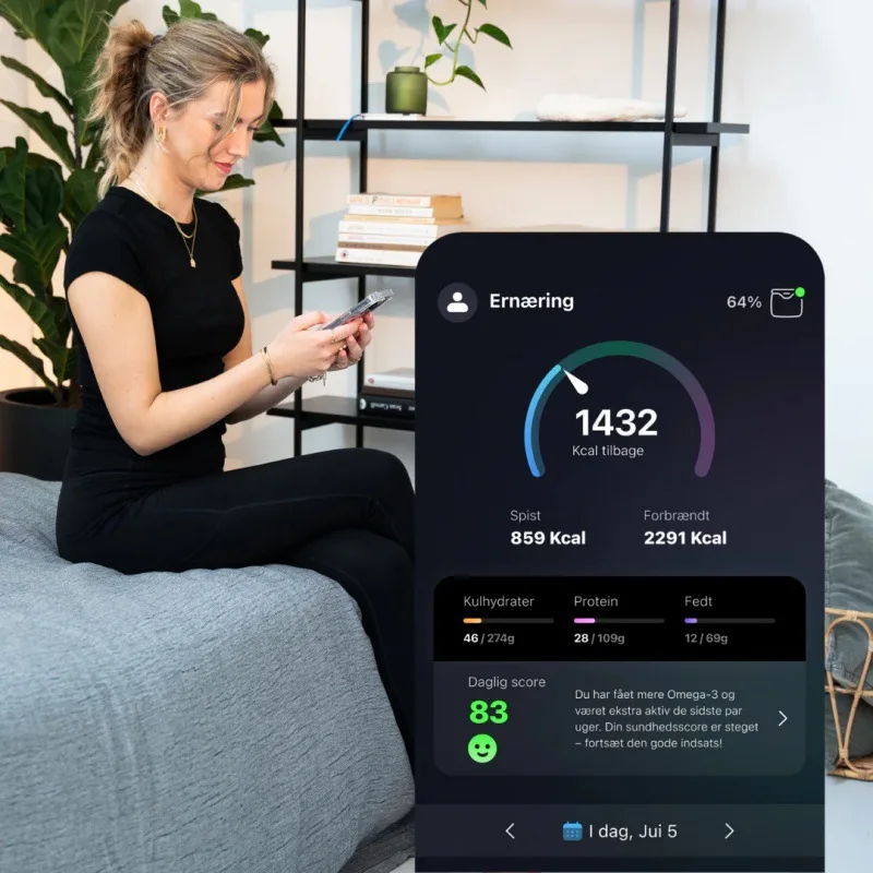 Food scale mobile phone interconnection nutrient intake calorie tracking