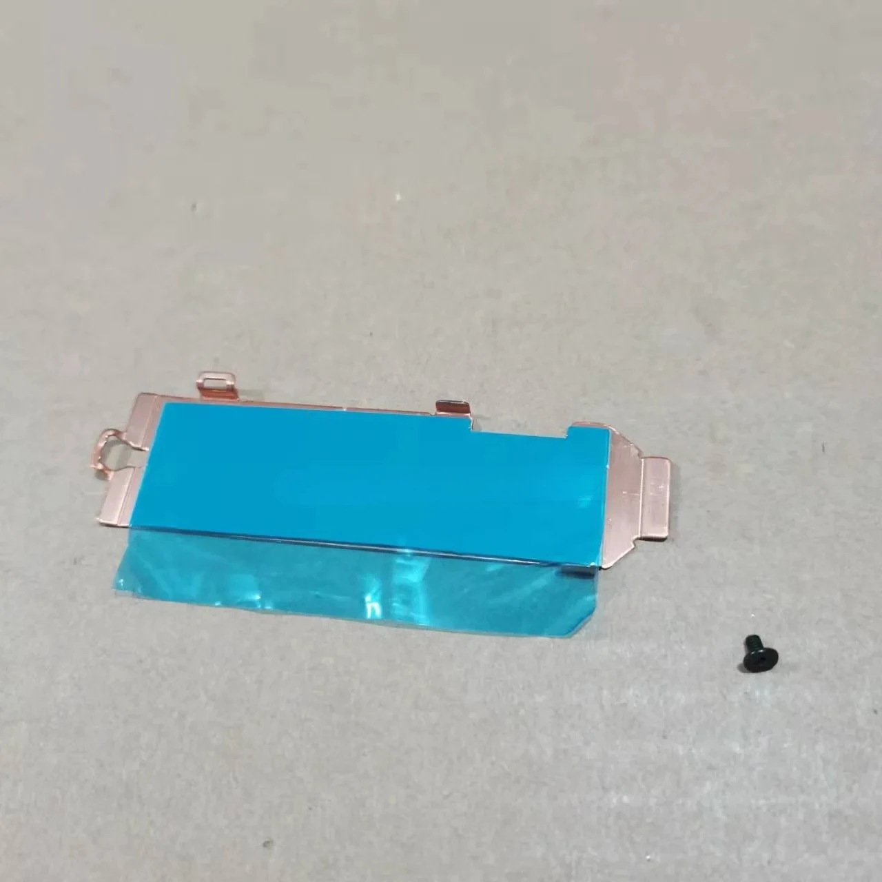 Baru untuk Alien M15 M17 R3 R4 M.2 Braket Pendingin Solid State RT4G1 YDKGW 8F83M