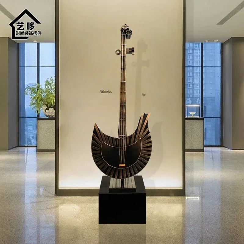

Large Classical Guitar Musical Instrument Floor Sculpture Hotel Hall Decoration Soft Decoration Metal Ornaments