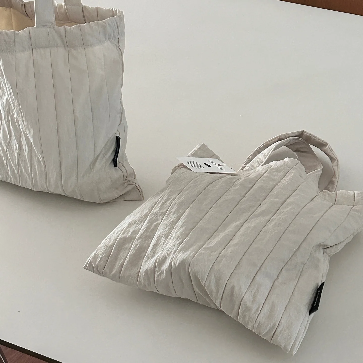 Neue gestreifte kreative Polyester-Geldbörse mit Falten, kleine Handtasche für Damen, hängende Aufbewahrungstasche, Münzbörse