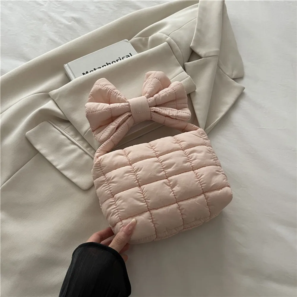 

Elegant Solid Color Cloud Pleated Bag Quilted Purse Bow Handbag Mini Handbag Korean Style Wrist Bag Storage Bag