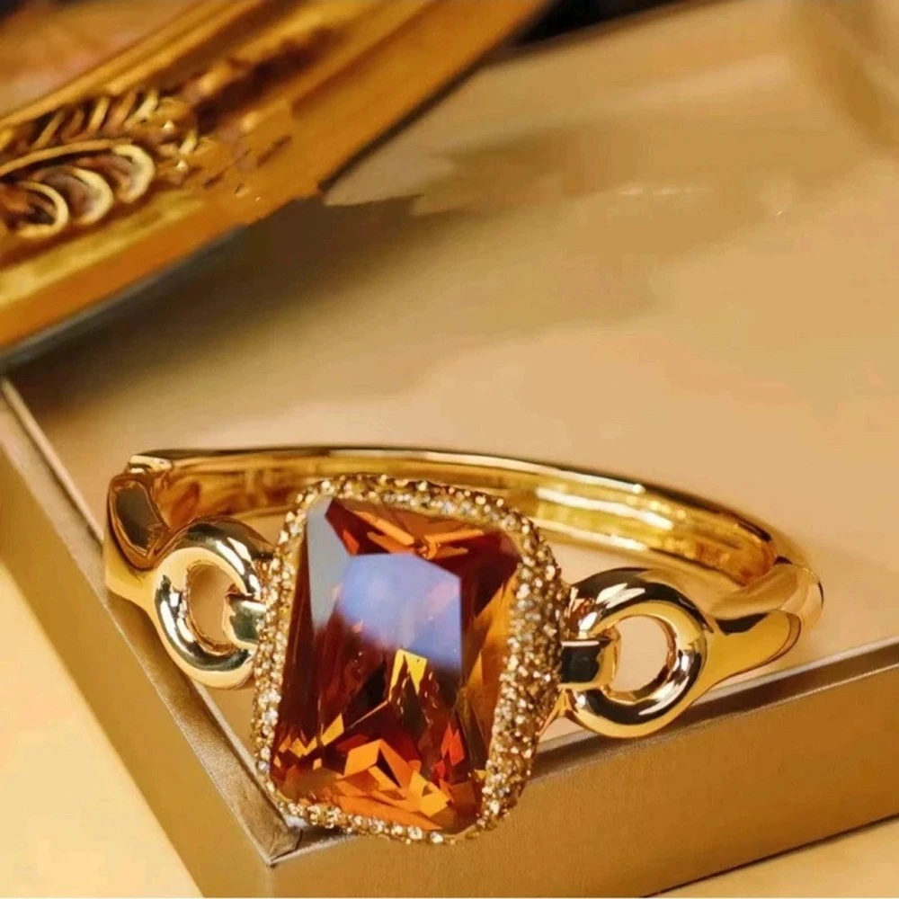 Square Cutting Diaspore Sudan Stone Crystal Bangle for Women Color-changed Zultanite Quartz Gemstone Cuff Bracelet Jewelry B203