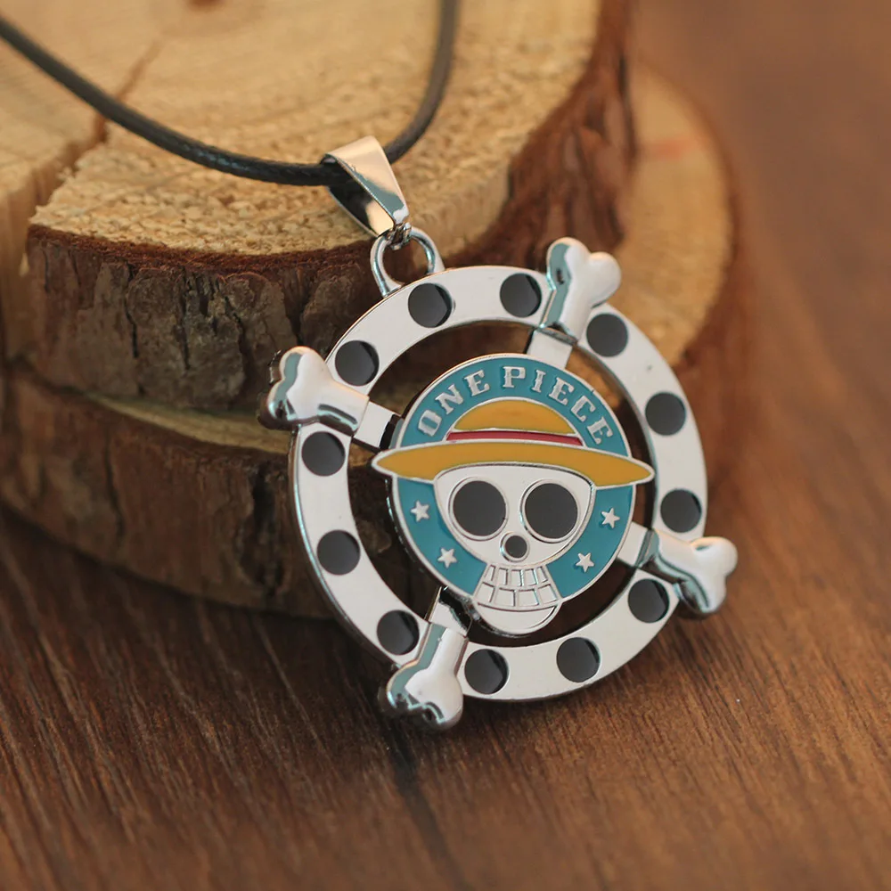 One Piece Anime Skeleton Head Keychain Necklace with Luffy's Logo Metal Pirate Themed Accessory for Fans Boys Girls Gifts