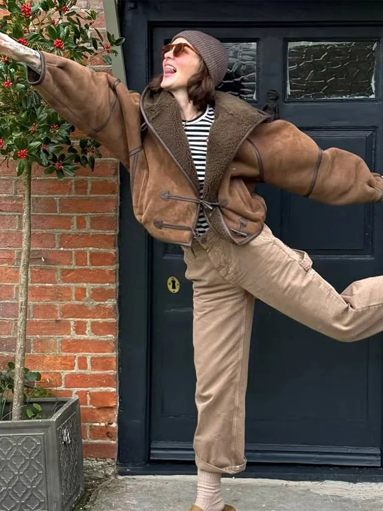 

Winter Women's New Loose Retro Fur Integrated Suede Jacket Fashion Short Casual Warm Lamb Fleece Hooded Jacket Streetwear