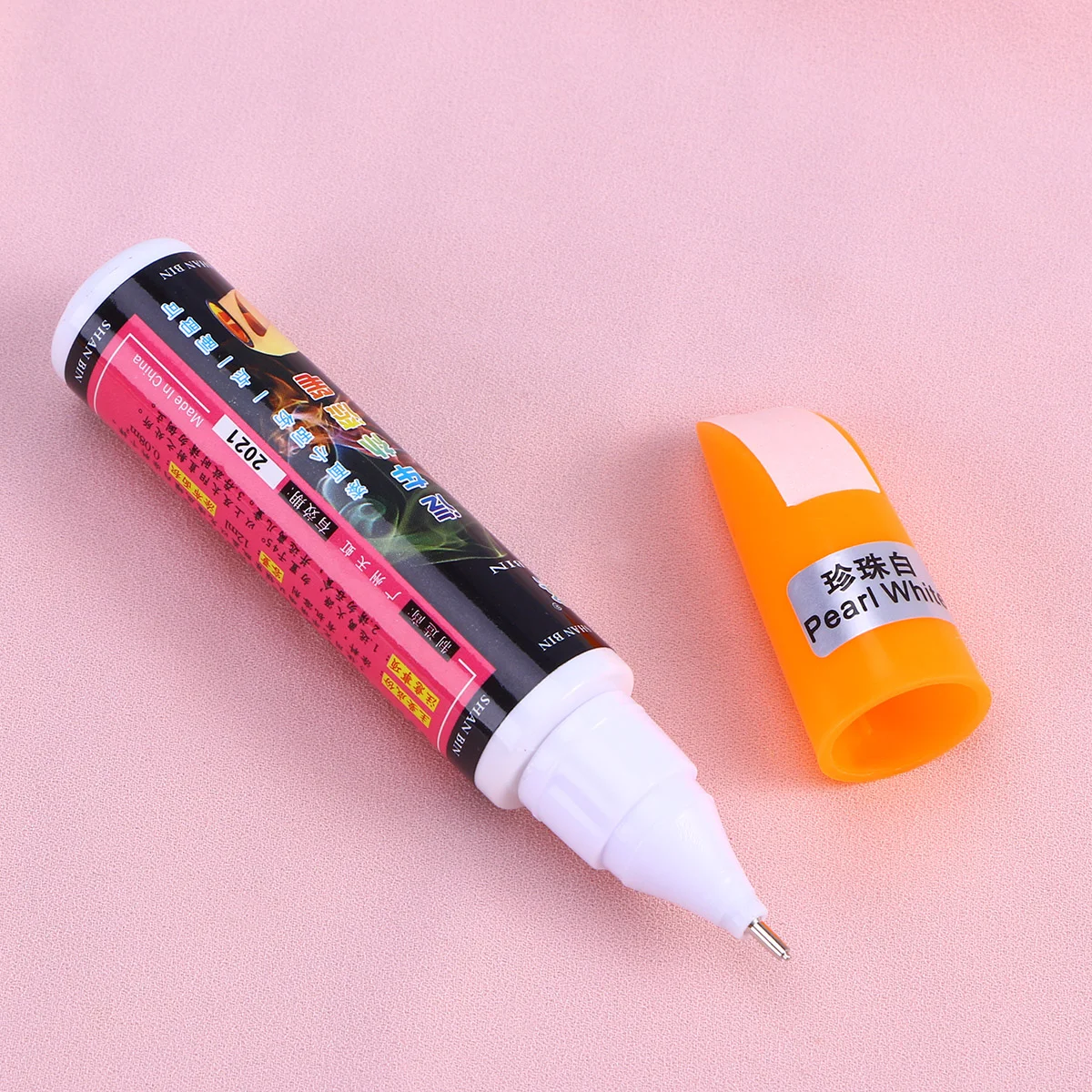 

Car Paint Scratching Repair Touch Up Pen Concealing Tool (Pearl White)