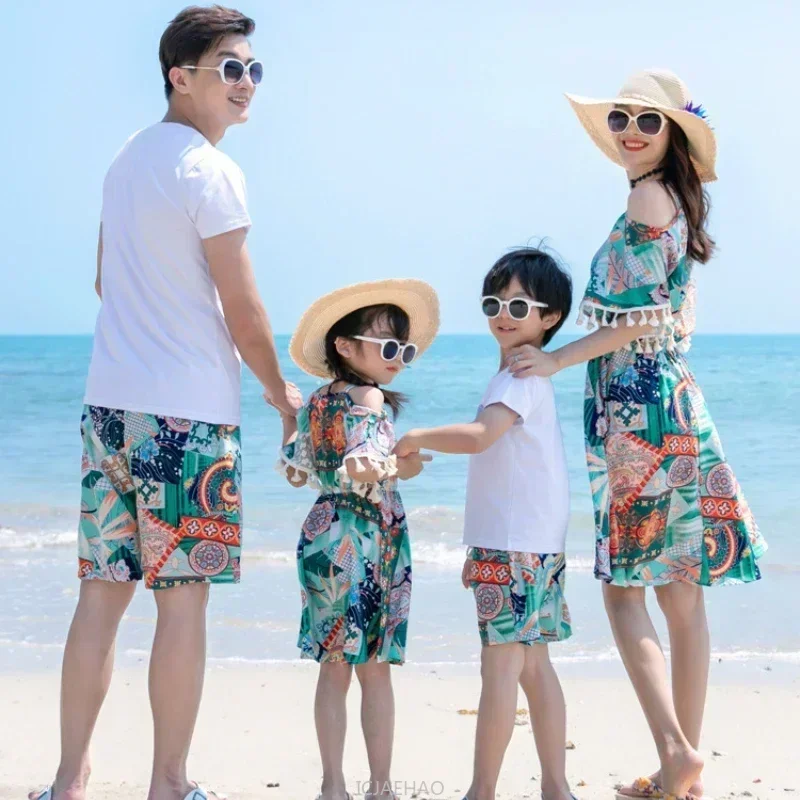 

Couple Look Parent-child Clothes Family Matching Son Two Piece Sets Vacation Area Outfit Holiday Mom Daughter Resort Dress Dad