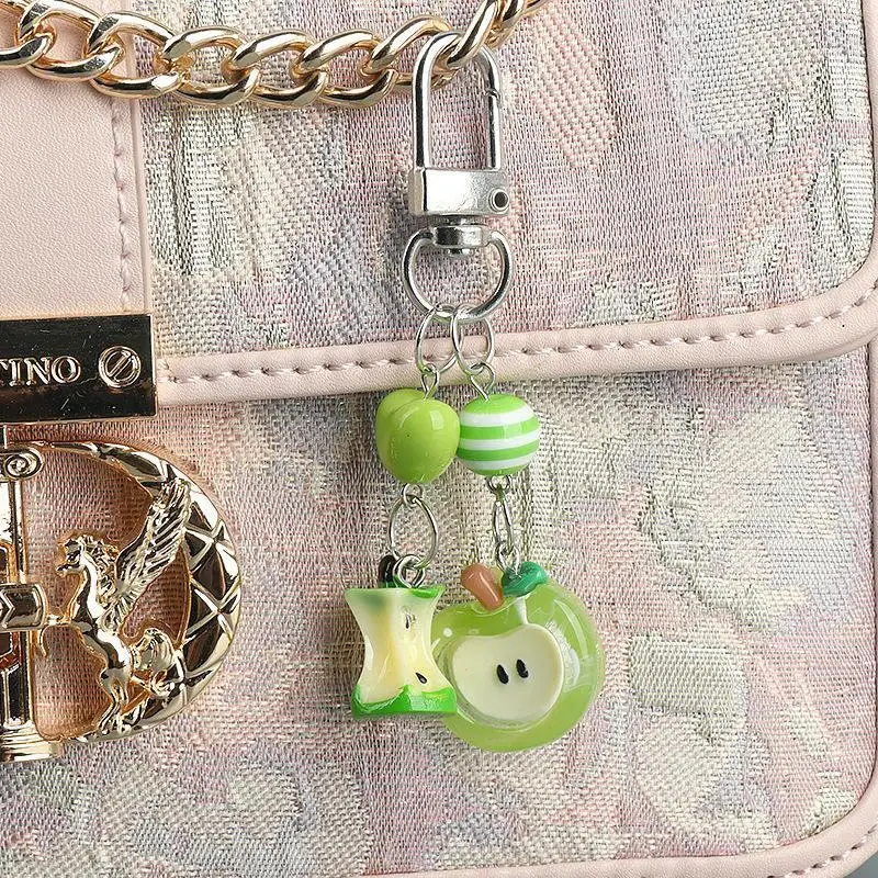 Koreanischer Transparenter Harz-Frucht-Schlüsselanhänger Niedlicher Cartoon Kratzfester Taschenanhänger für den täglichen Gebrauch am Rucksack – Detail 8