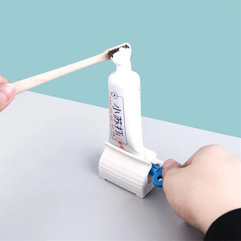 1Pc Home Plastic Toothpaste Squeezer Easy Dispenser Rolling Holder Tooth Cleaning Accessories  Tube