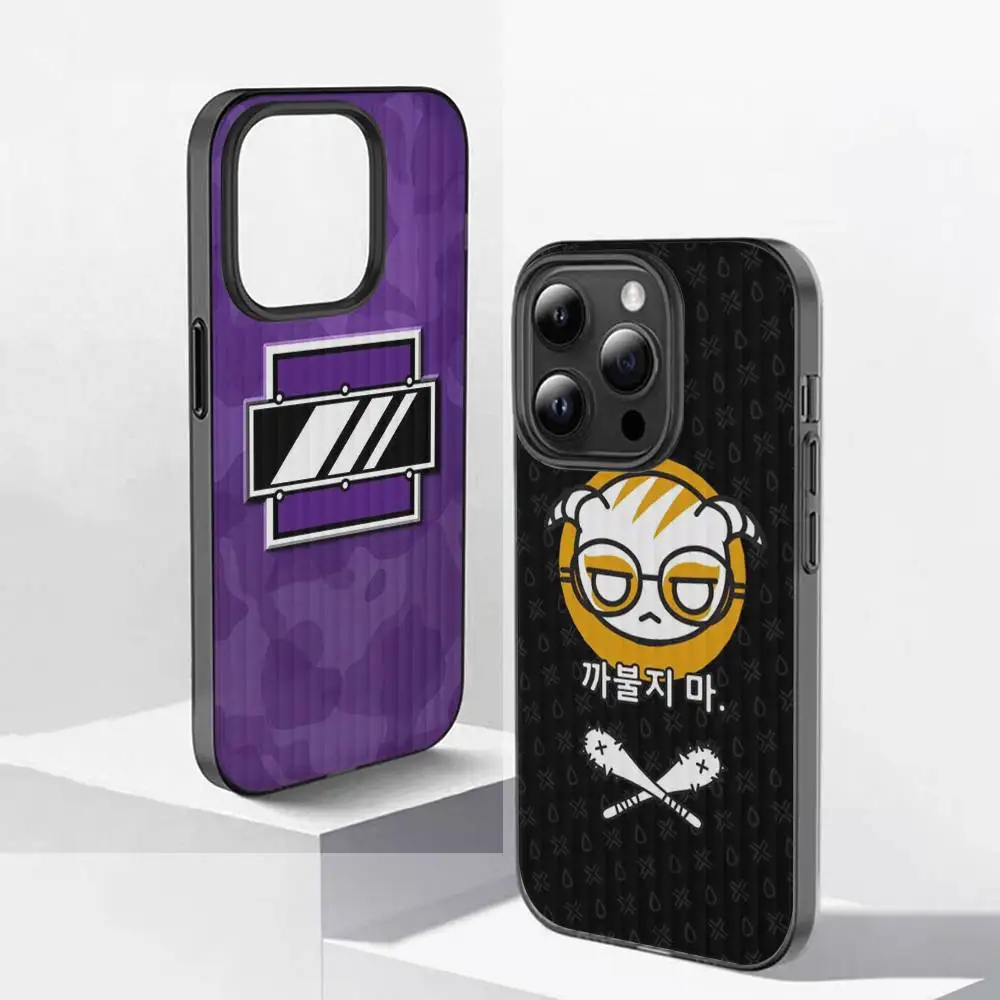 

R-R6 Rainbow Six Siege Corrugated Pattern For IPhone 17 16 15 14 13 12 11 16 Pro Max Plus Pro Non-slip Phone Cover