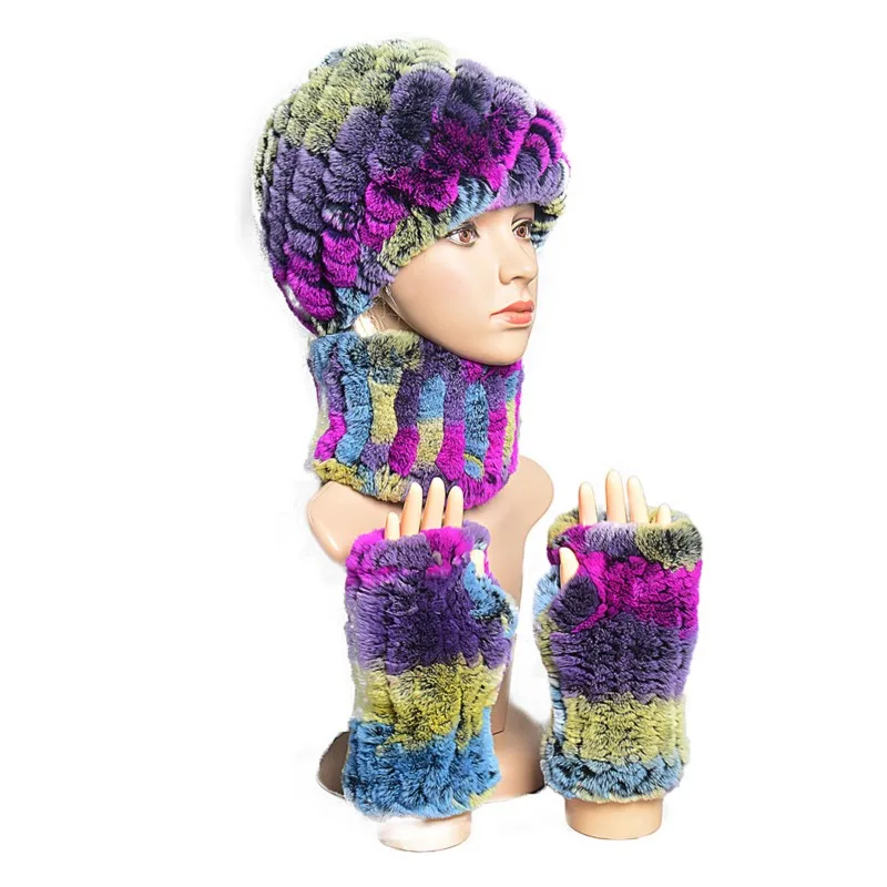 

New women's warm hat scarf and gloves three-piece set with thickened adult