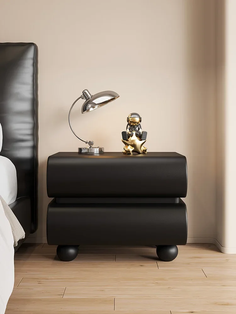 

Прикроватная тумбочка из массива дерева Cream Wind в итальянском стиле, легкая роскошь, минимализм, для спальни, с местом для хранения