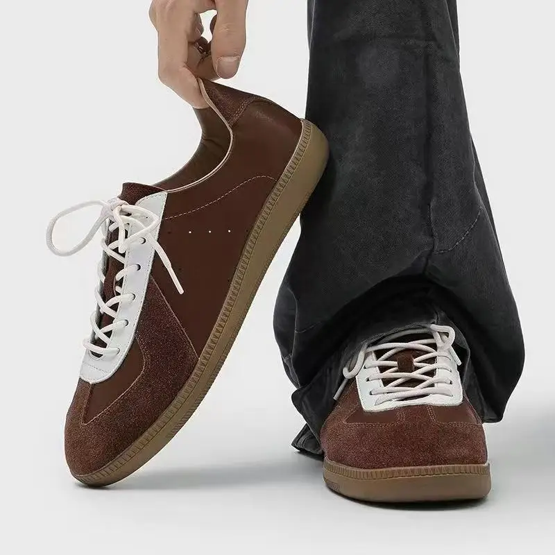 

Высококачественная мужская повседневная обувь 2026 года: новые винтажные кроссовки, модные дизайнерские лоферы – идеальный выбор для пар