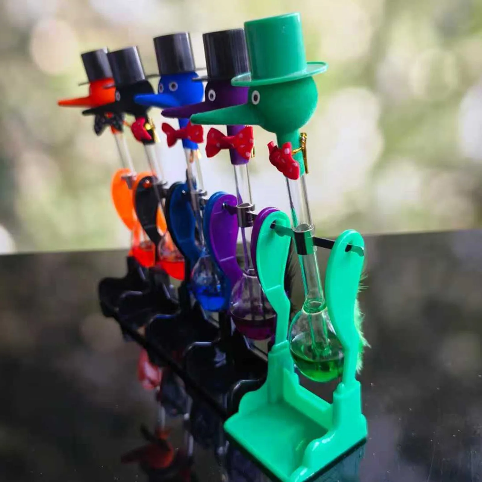Creative Bird Drinking Water Ornament for Home Office Glass Drinking Birds Desk Toy Non-Stop Glass Duck Novelty Educational Toys