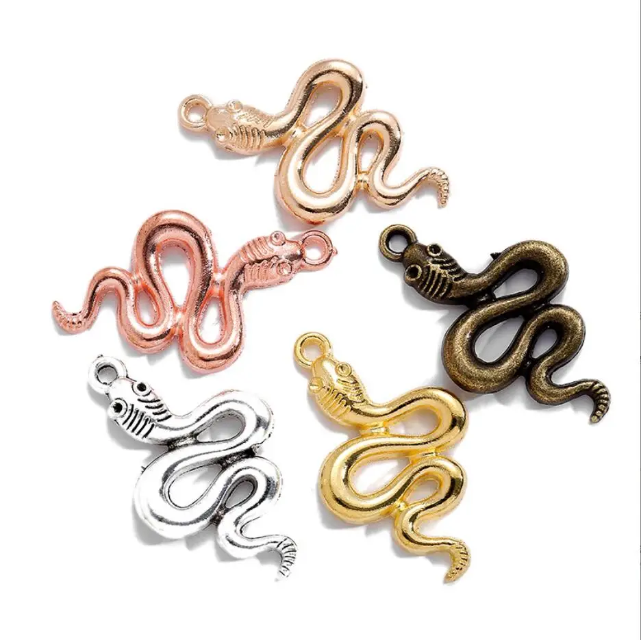 

50Pcs 30*18mm Plated Wholesale Small Snake Pendant DIY Animal Charm Necklace Bracelet Jewelry Crafts Making F0437