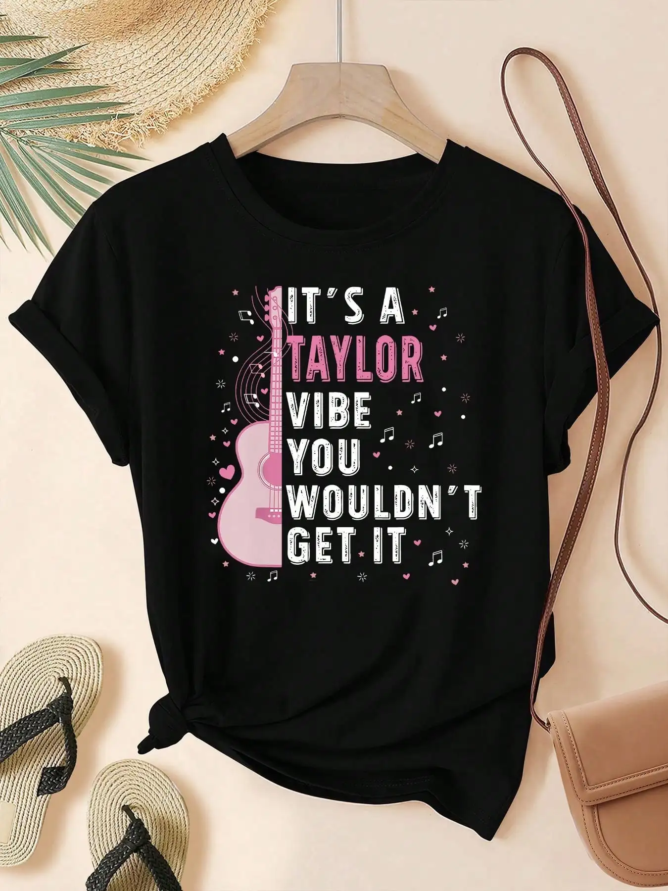 

Pink Love Heart Note Guitar Print Casual Women's Round Neck Short Sleeve T-Shirt
