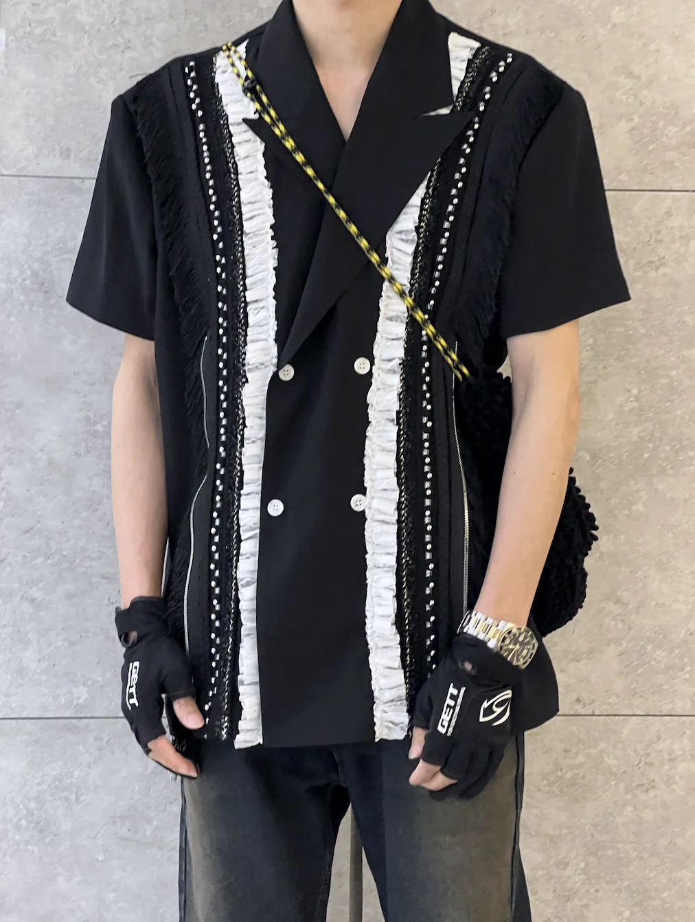 2023 Original short sleeve hanging lace shirt shirt free ironing black webbing double breasted suit single west short sleeve