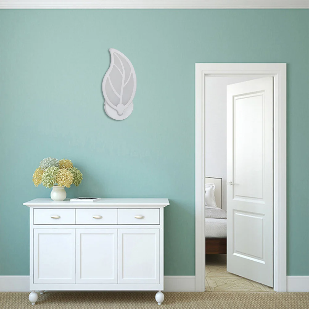 

12W LED Wall Light Leaf Shaped Modern Fixture for Living Room Bedroom Corridor Uniform Light Output Easy Installation