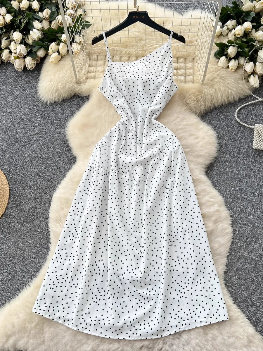 Foamlina Polka Dot skośna sukienka na ramiączkach damska 2025 letnia francuska talia cienka, temperamentna sukienki wakacyjne