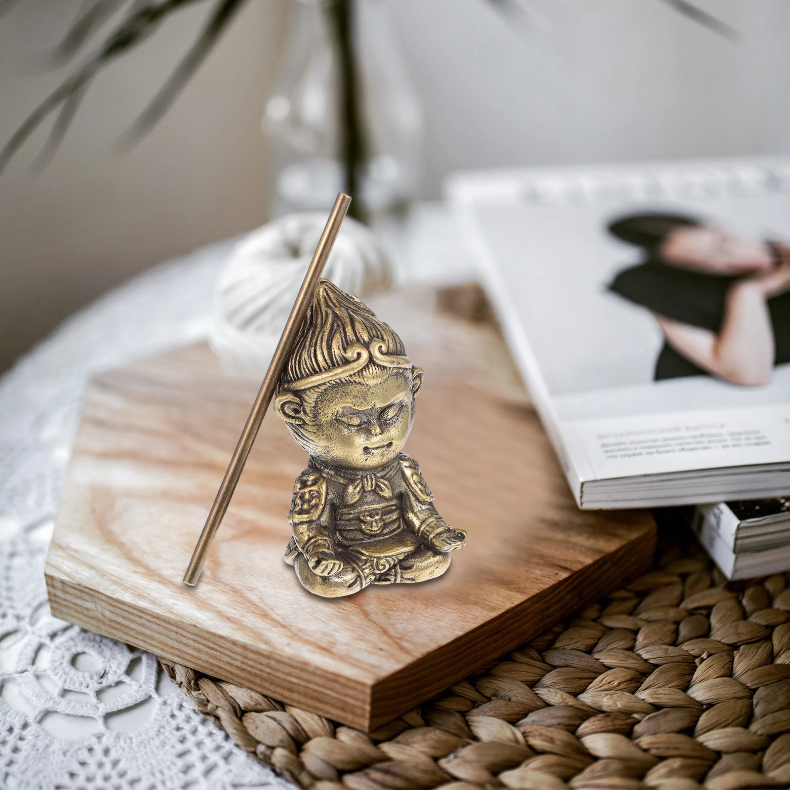 

Vintage Brass Monkey King Wukong Statue Creative Retro Solid Desktop Ornament Exquisite Craftsmanship Unique Design Sun Wukong