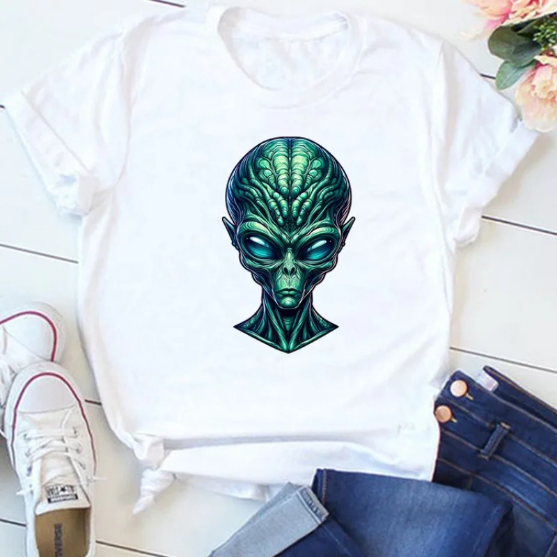 Cyclops Monster Alien Graphic Women T-shirts Summer Harajuku Female Tops Tee Women Casual Y2K Clothes Streetwear Men Tops Tees