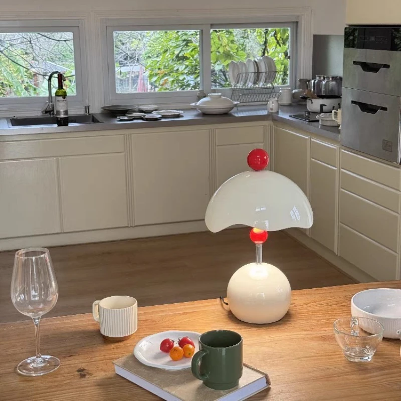 Modern Minimalist Cream Style Eggshell Table Lamp Bauhaus LED table light for Study Room Bedroom Bedside Lighting Fixture