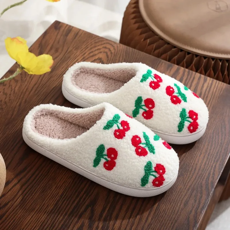 Slippers Lovely Cherry Couple 2024 Winter Home Plush Comfortable Non Slip Cotton Shoes Warm Flat Bottom Casual Shoes Men Women