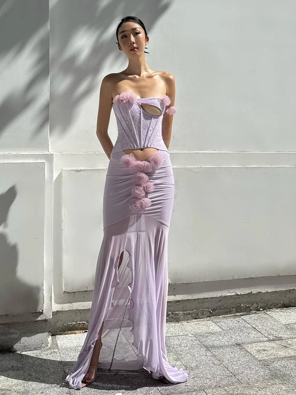 

European And American Sstrapless Hollow Dress With Three-dimensional Flower Decoration Fishtail Skirt Niche Design Banquet Gowns