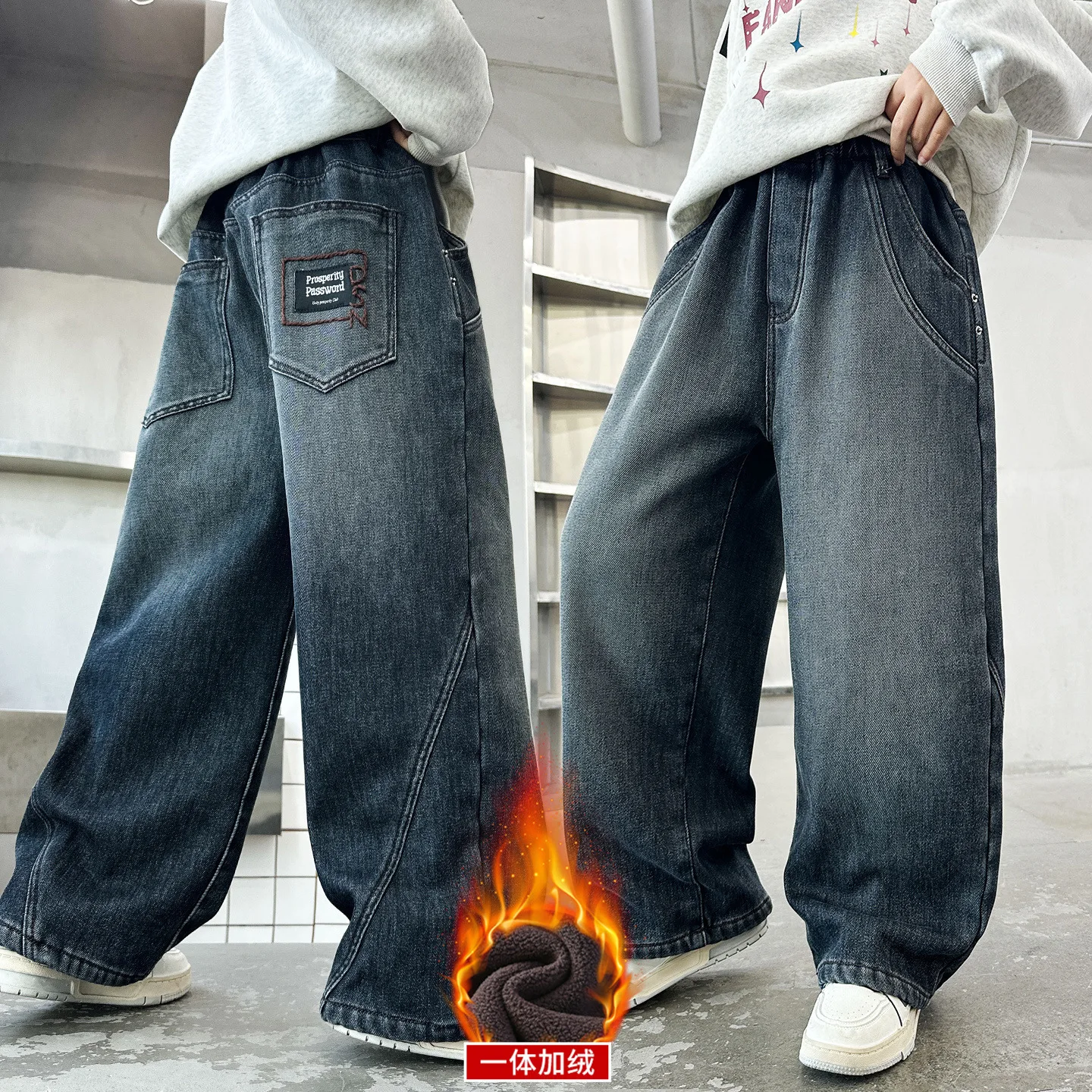 أطفال شتاء دافئ معزول الجينز المتعثرة مع رسالة لصبي سميكة الحرارية الدنيم السراويل الأطفال سروال قصير اصطف السراويل الفضفاضة