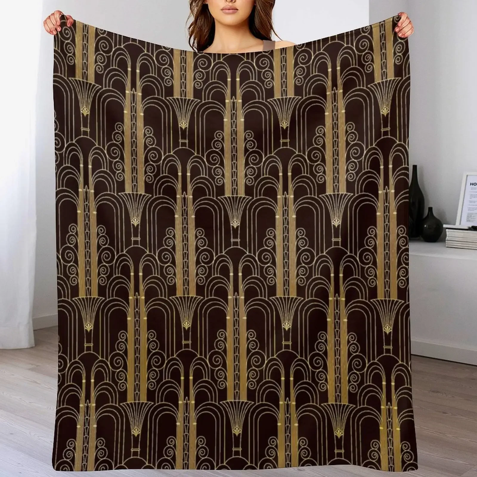 Glamorous Gold-Color Art Deco Pattern Throw Blanket Warm Comfortable Blanket Gift for Parents Friends