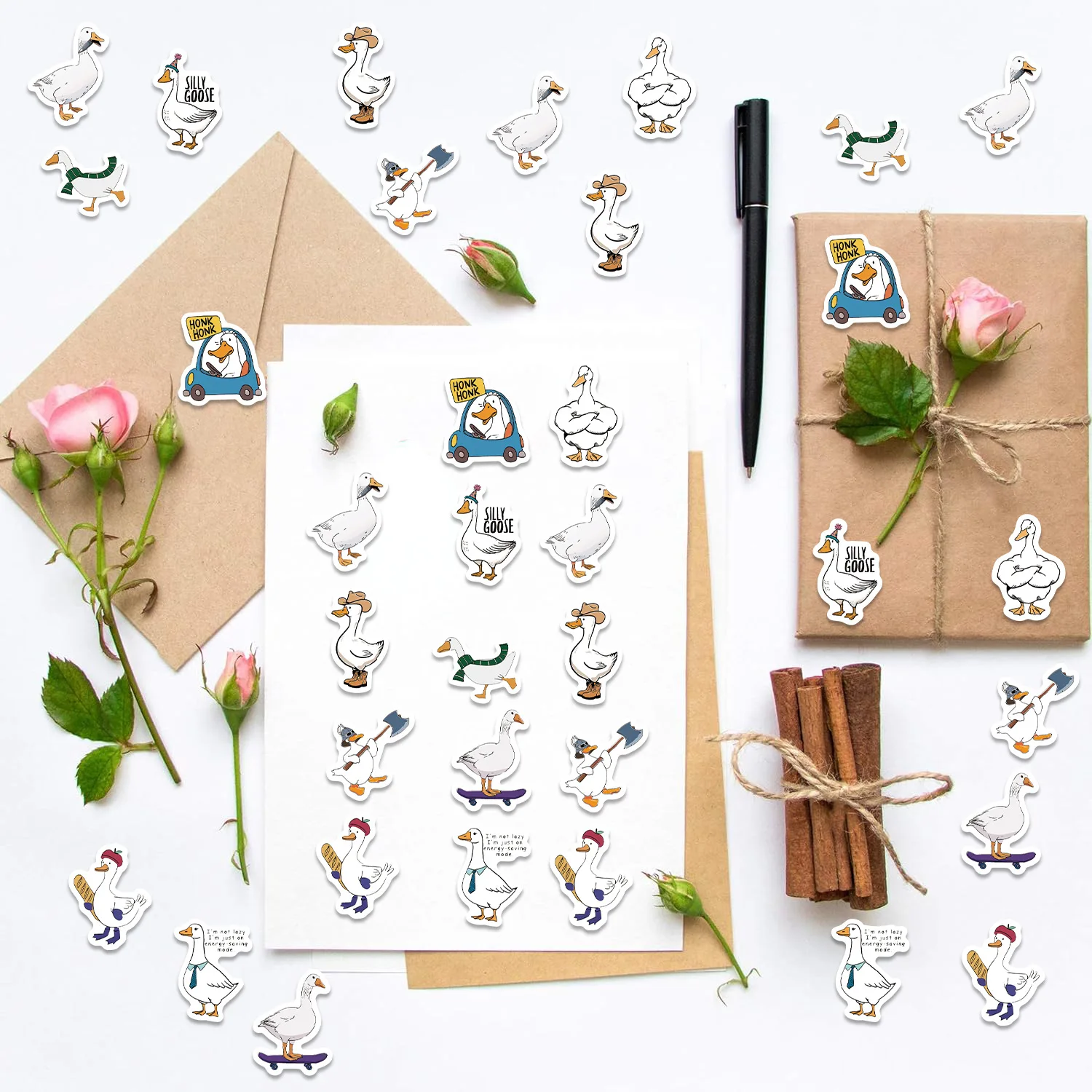 500PCS Cartoon Little Black Cat Graffiti Sealing Sticker Exquisite Fashion Sticker for Computer Notebook DIY Toys Secret
