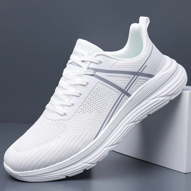 

Men's Shoes 2026 Spring New Style Breathable Mesh Sports Shoes Men's Lightweight Non-Slip Soft Sole Versatile Running Shoes Casual Shoes