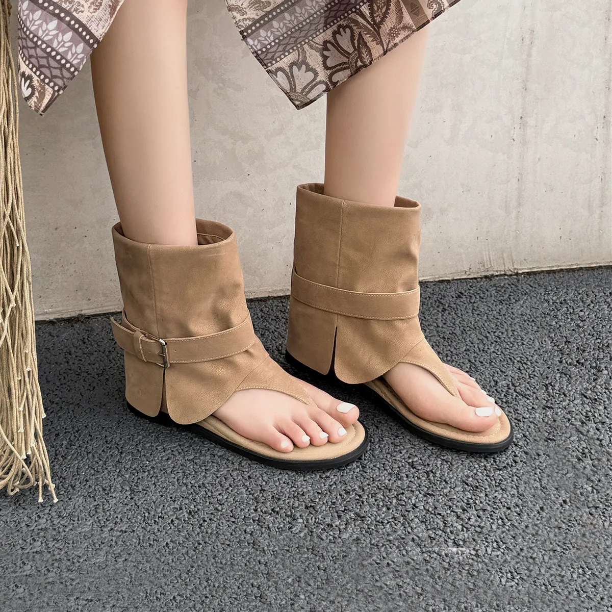 

Arden Furtado Summer Microfiber Pinch Toe Increased Internal Short boots Round toe slip-on Middle heel Belt buckle Cool boots