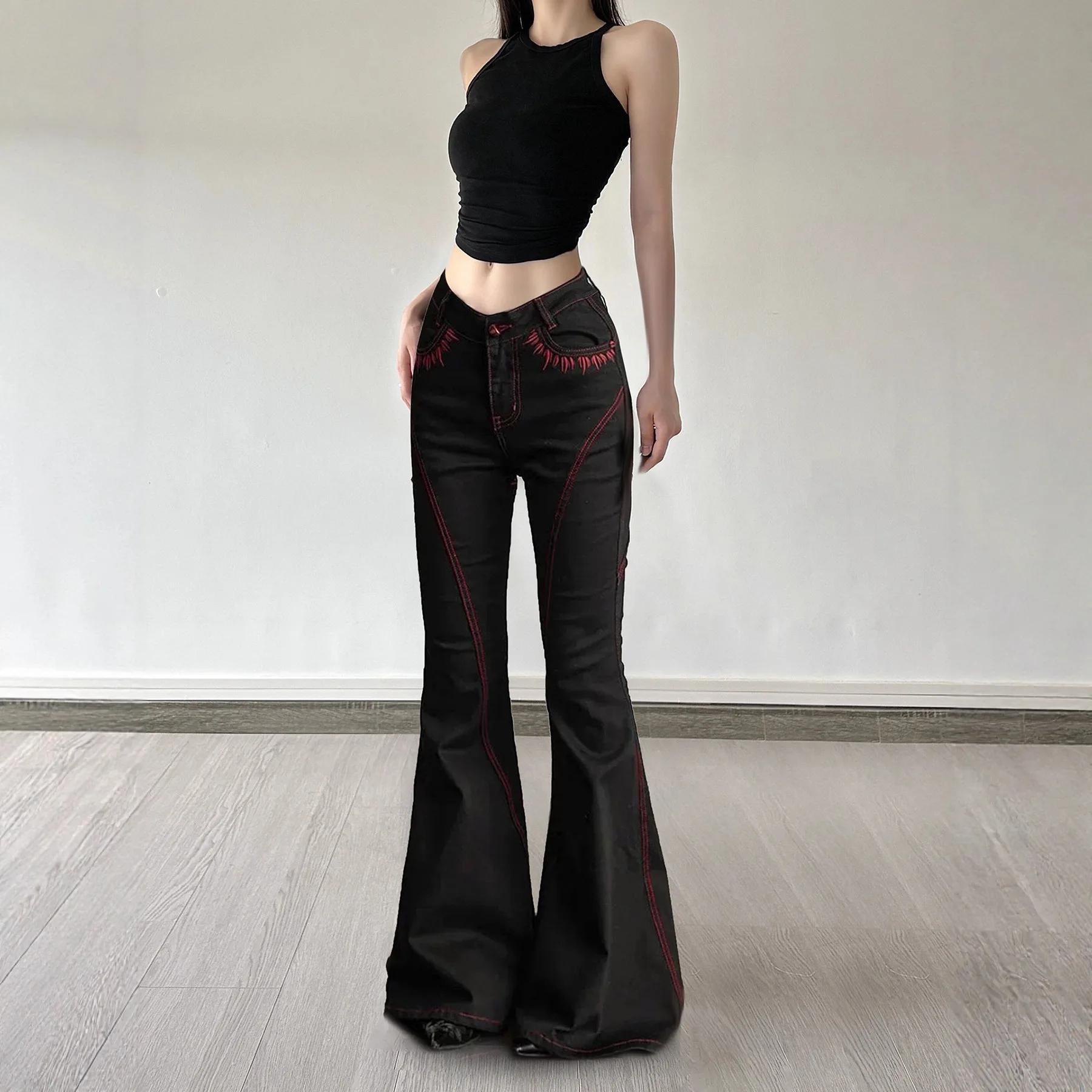 

Dark street wind embroidered open thread slightly spicy jeans female American spice girl V-shaped waistband ins new casual pants