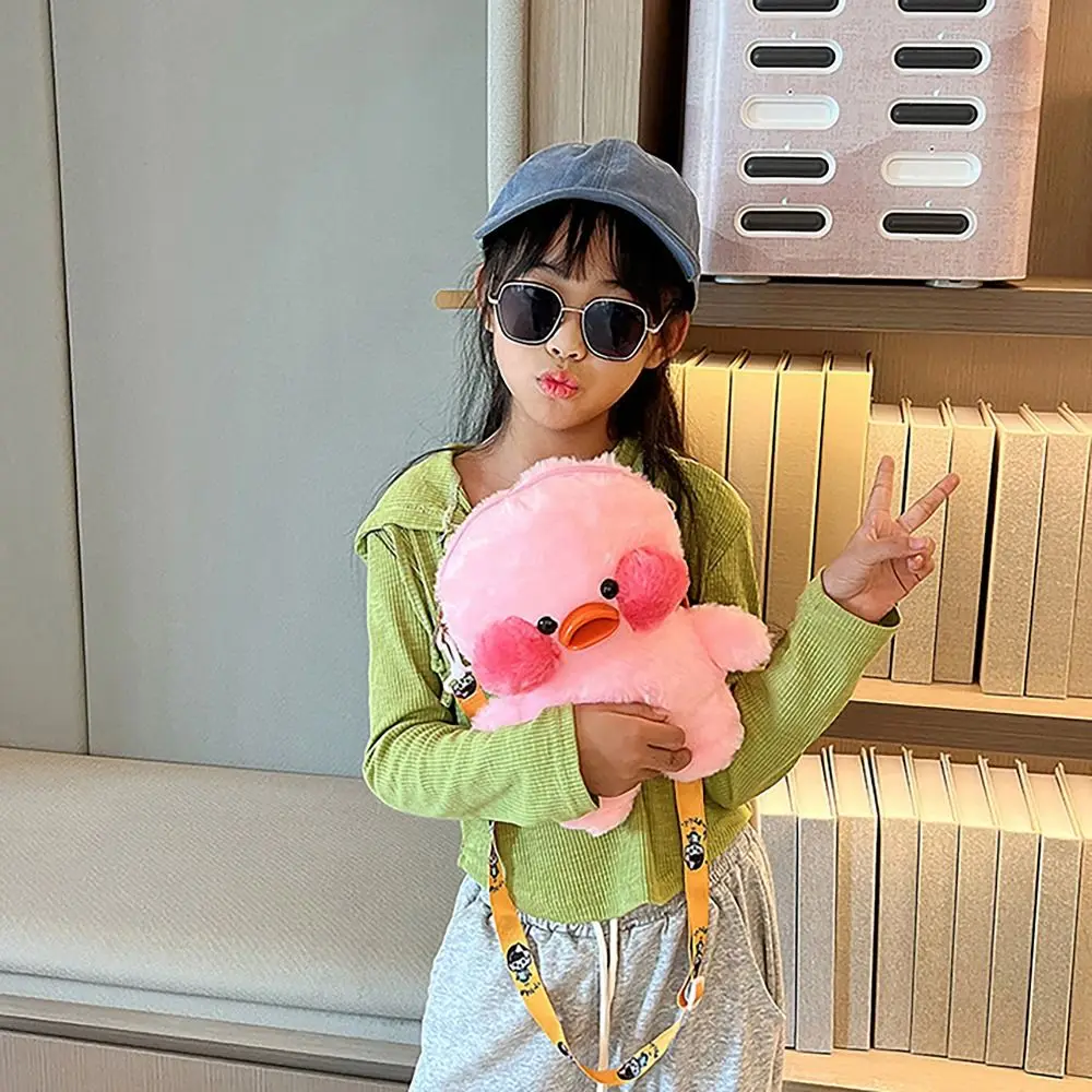 Cartoon Duck Children Shoulder Bag Trendy Large Capacity Adjustable Length Messenger Bag Plush Plush Bag Daily Life