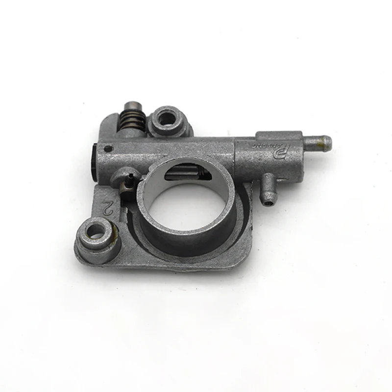 Oil Pump Fit For Echo CS-350 CS-2600 CS350 CS2600 Garden Tools Gasoline Chainsaw Spare Parts