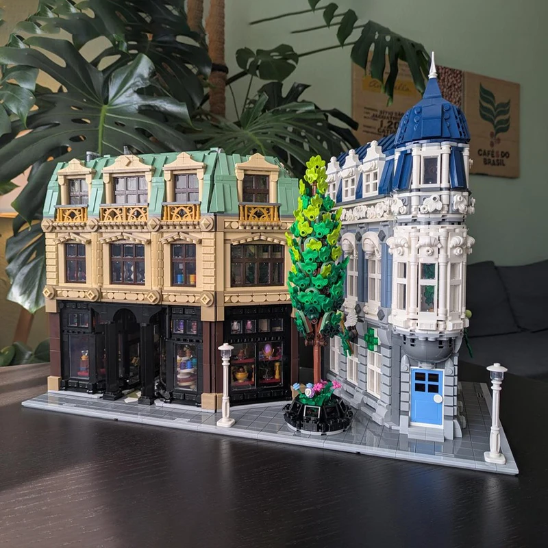 10508pcs MOC Modular Streetscape The Old District Model Building Blocks Construction DIY Birthday Creative Christmas Gifts Toy