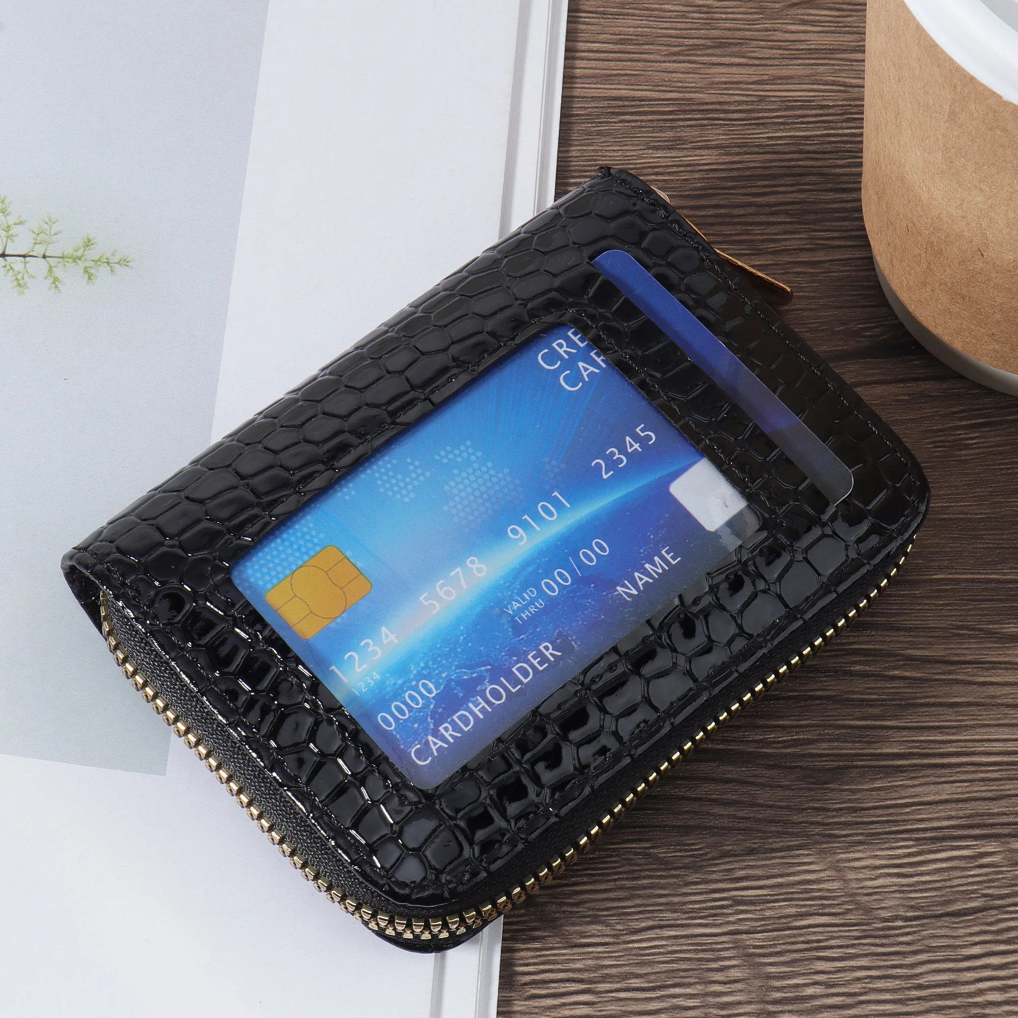 Fashionable new women's wallet credit card storage bag, high-quality credit card storage bag, easy to carry with multiple card s
