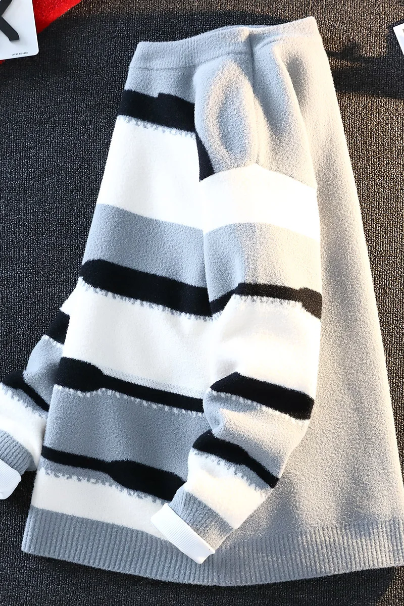 Suéter de moda de invierno para hombre, jerséis de punto informales, suéteres de punto sueltos y gruesos y cálidos, ropa de calle con cuello redondo para hombre 2024