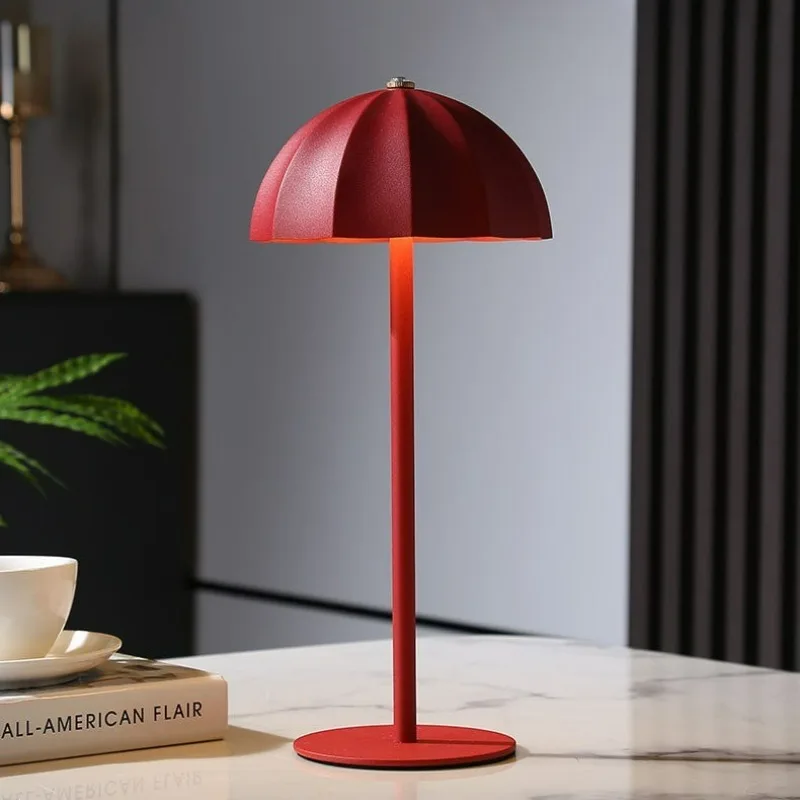 Creative Mushroom Desk Lamp Touch Three Color Dimming USB Charging Simple Restaurant Coffee Shop Bedroom Bedhead Night Light