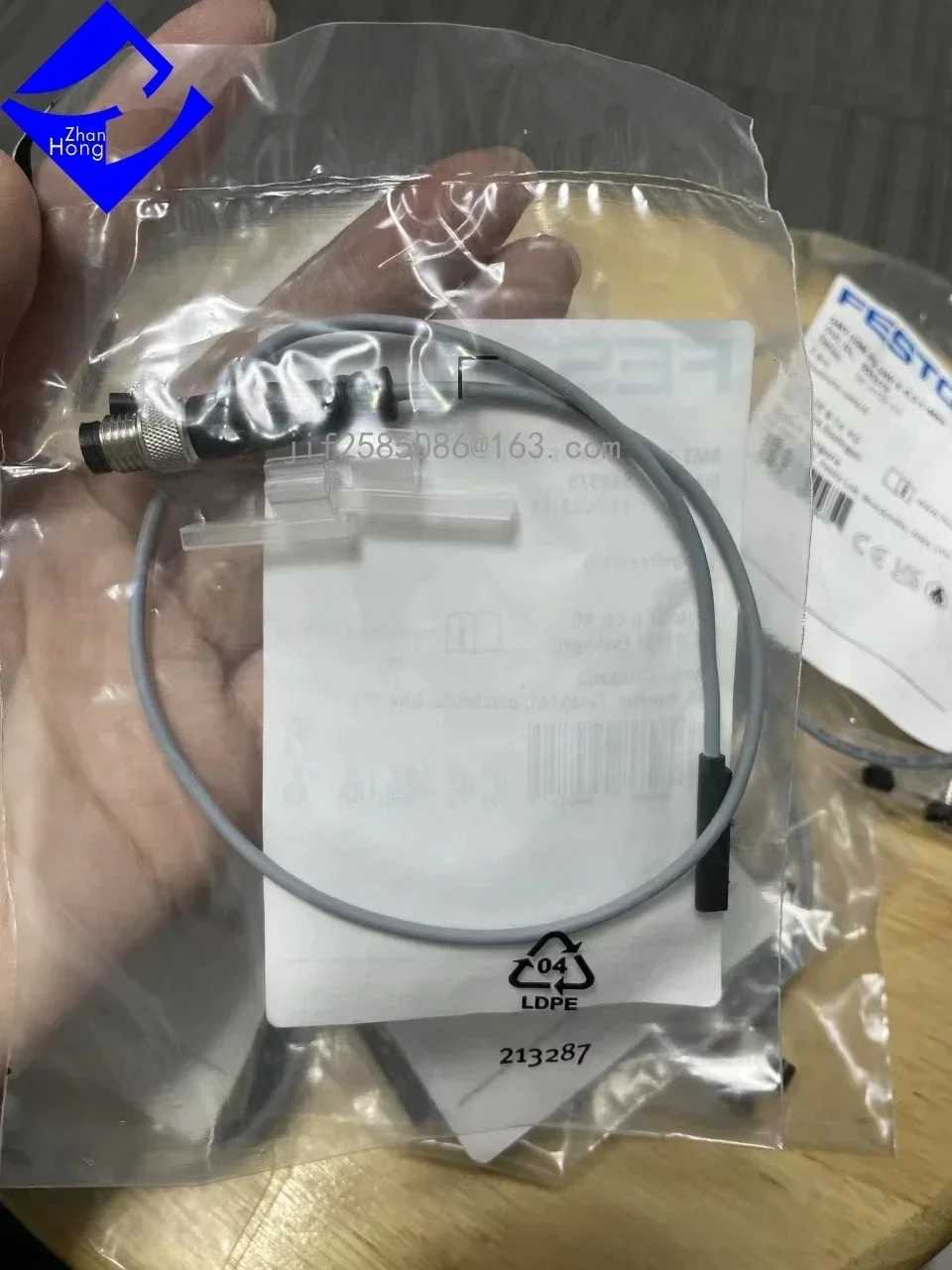 Imagem -02 - Festo-sensor de Proximidade 551375 Smt 10m-ps24v-e0.3-l-m8d Todas as Séries Estoque Genuíno Disponível para Evidência de Preço 551375