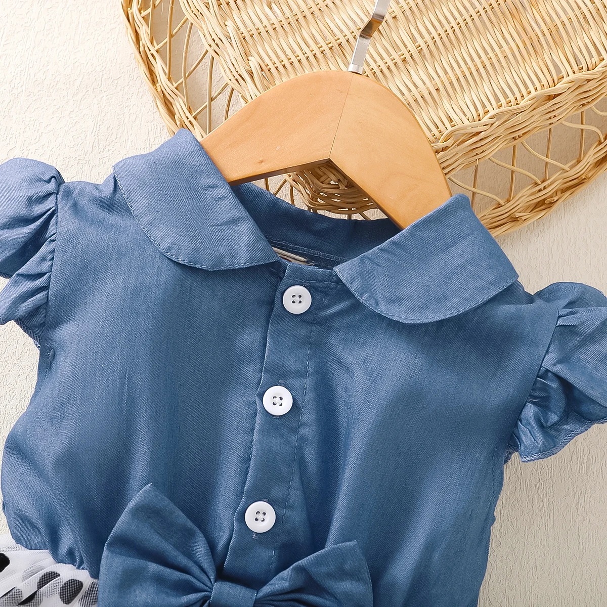 Mädchenkleidung Flügelärmelkleid Blaues Polka-Dot-Chiffon-Kinderkleid Geeignet für 1-6 Jahre alte Mädchen Sommerkleid – Detail 3