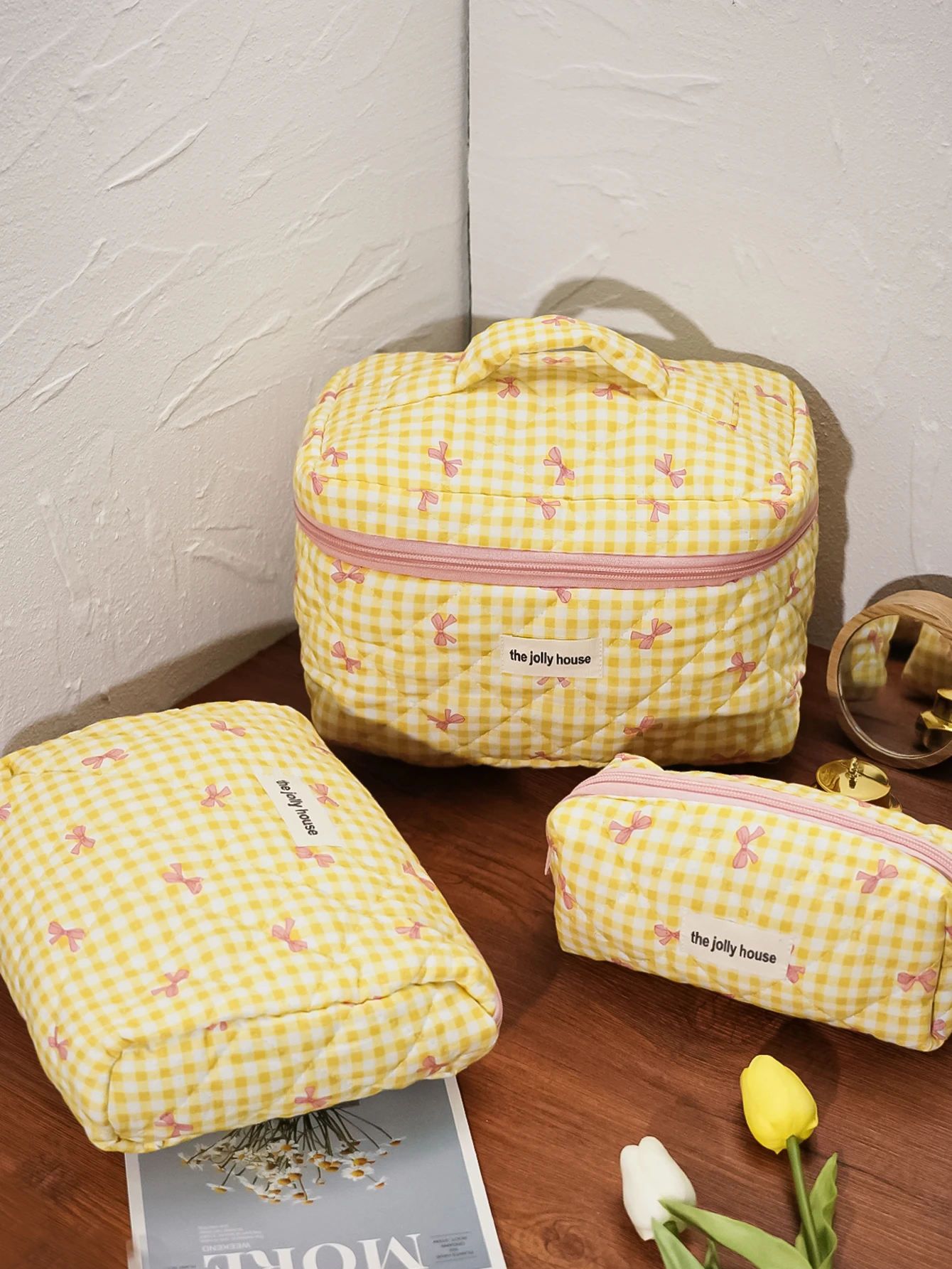 1pc/set Yellow Plaid Quilted Makeup Bag, Cute Bowknot Makeup Bag, Portable Toiletry Bag Set with Zipper,  Handheld Makeup Bag